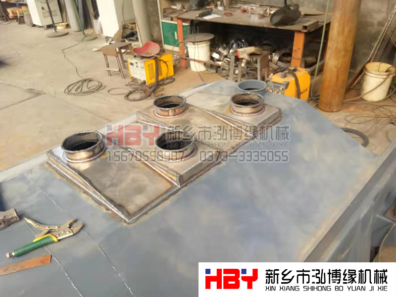 平面篩有時(shí)出料口自己使用不方便，是否可以修改